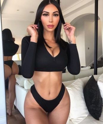 У меня есть все, чтобы ты смог отдохнуть и насладиться моей компанией. 💋 У меня широкий список услуг, которые я с удовольствием предоставлю тебе. Давай проведем вместе время, которое ты никогда не забудешь. 😏 Мои фото подтверждают, что я реальная и очень привлекательная девушка. ✨ Я получаю множество положительных отзывов от моих клиентов - они говорят, что я умело создаю атмосферу, в которой они чувствуют себя особенными. 🔥 Жду твоего звонка! 💕 Анастасия